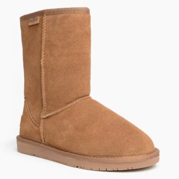 Minnetonka Women's Olympia Short Boot in Golden Tan 8 - Picture 1 of 13